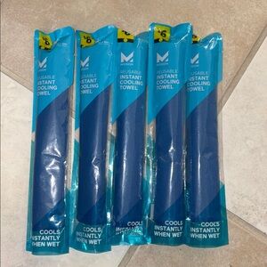5/$5 5 Reusable Instant Cooling Towel - Blue